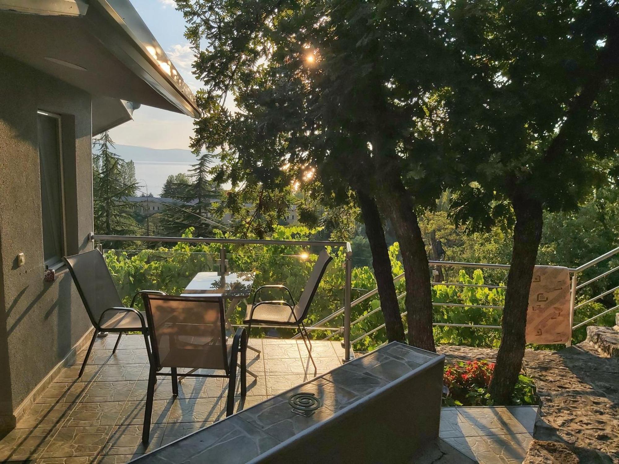 View Topia Apartments Охрид Экстерьер фото